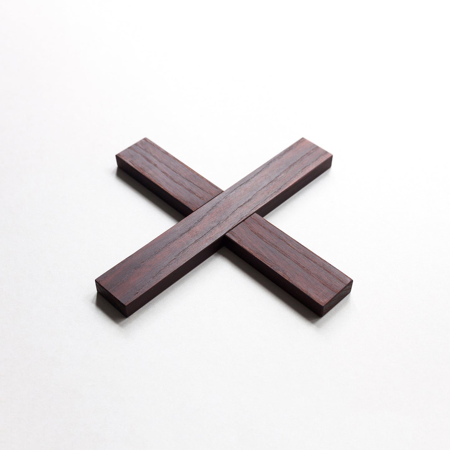 Minumo modern dark wooden trivet pliksplaks for nordic kitchen